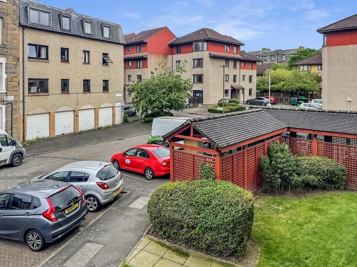 Comfortable 2 Bedroom Flat In The City Centre Edinburgh Apartment